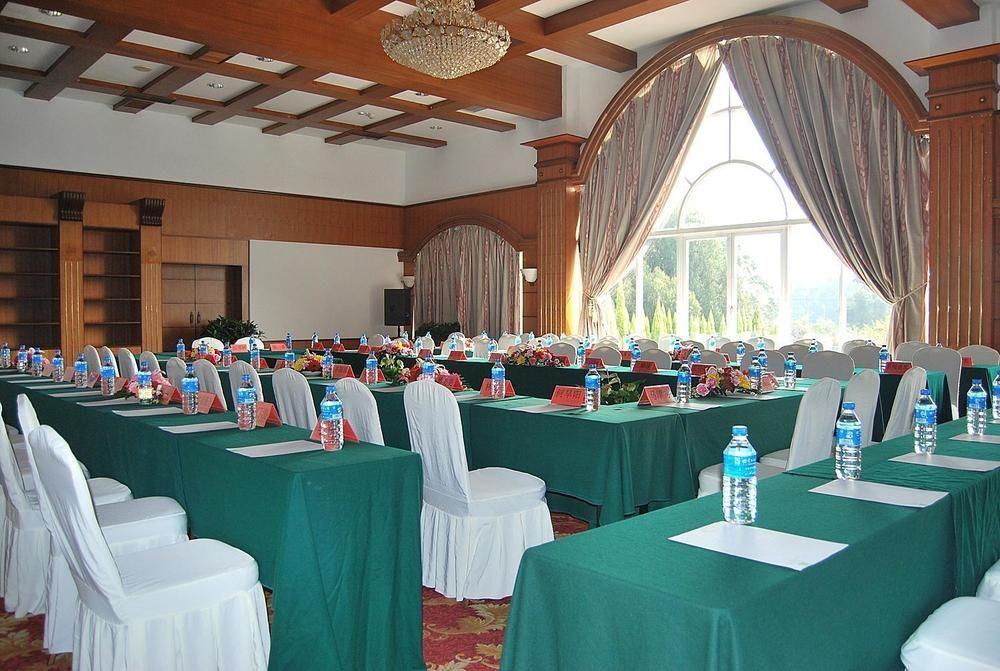 Yunnan Dianchi Garden Resort Hotel & Spa Kunming Luaran gambar