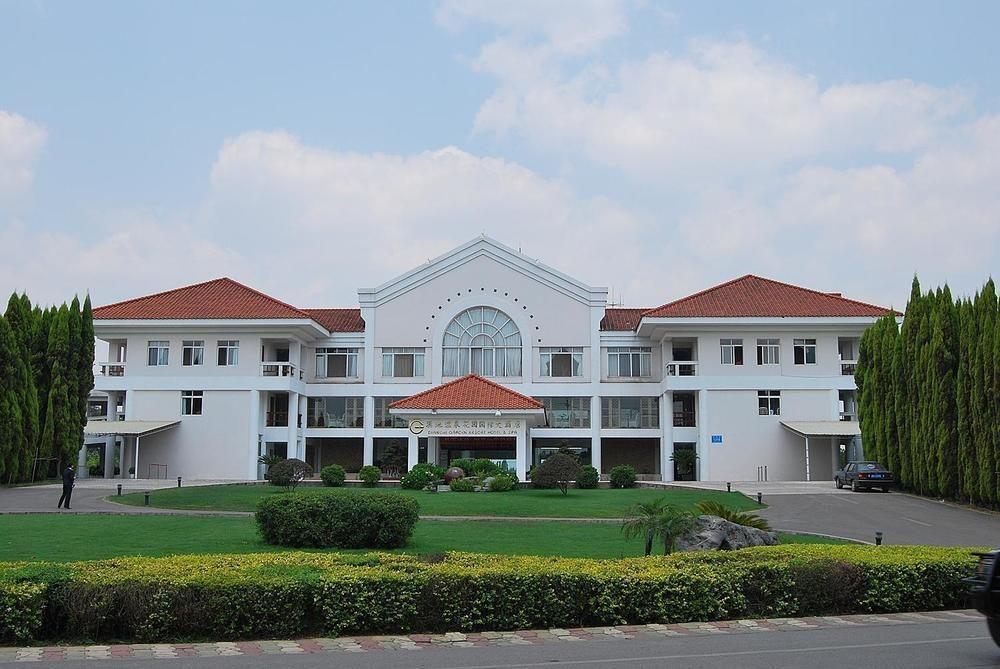 Yunnan Dianchi Garden Resort Hotel & Spa Kunming Luaran gambar