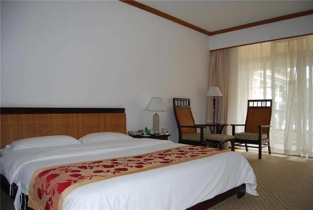 Yunnan Dianchi Garden Resort Hotel & Spa Kunming Luaran gambar